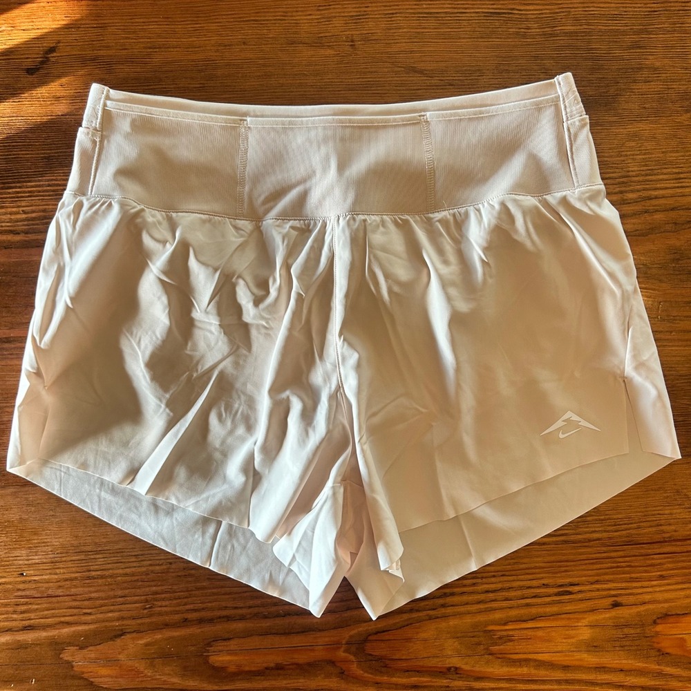 Nike Dri-Fit Trail Running Shorts Medium NWT - Picture 5 of 10